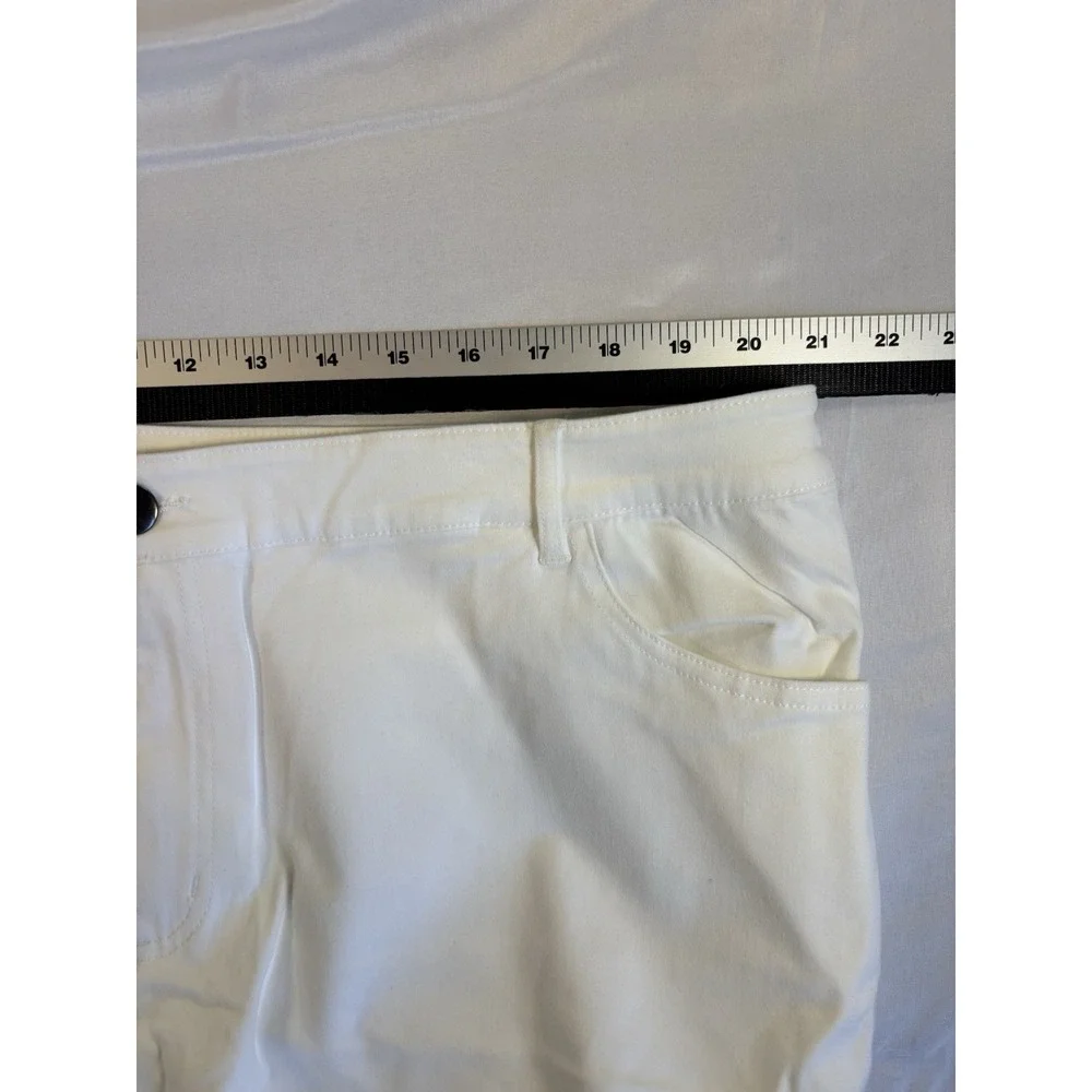 Motto Women's 22W White Soft Cropped Capri Pants Tie Hem Cottagecore Coastal